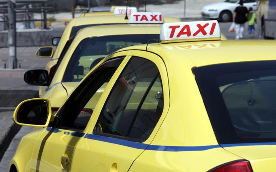 Cabbies arrested for tampering with meters