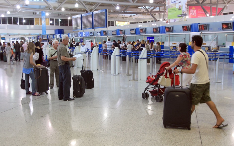 Athens airport sees 11 pct rise in passenger traffic
