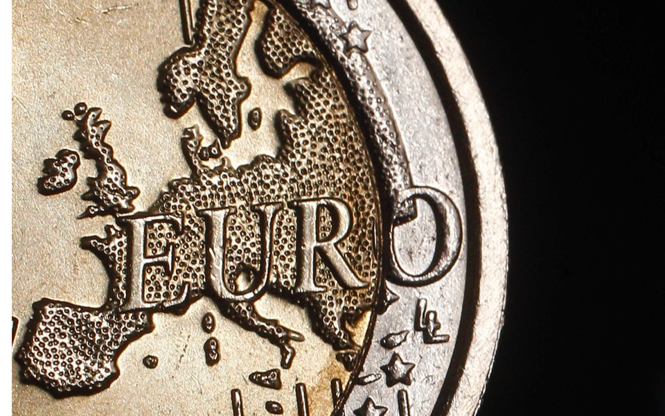 Croatia passes law paving way for euro currency introduction