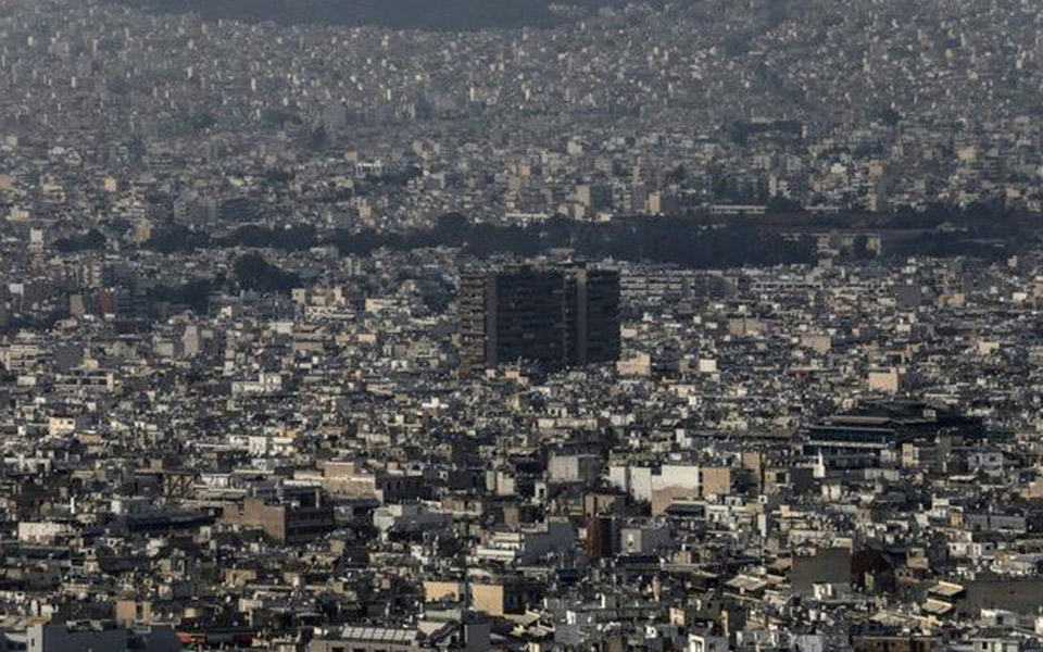 Athens’ poor air quality lands Greece in the dock