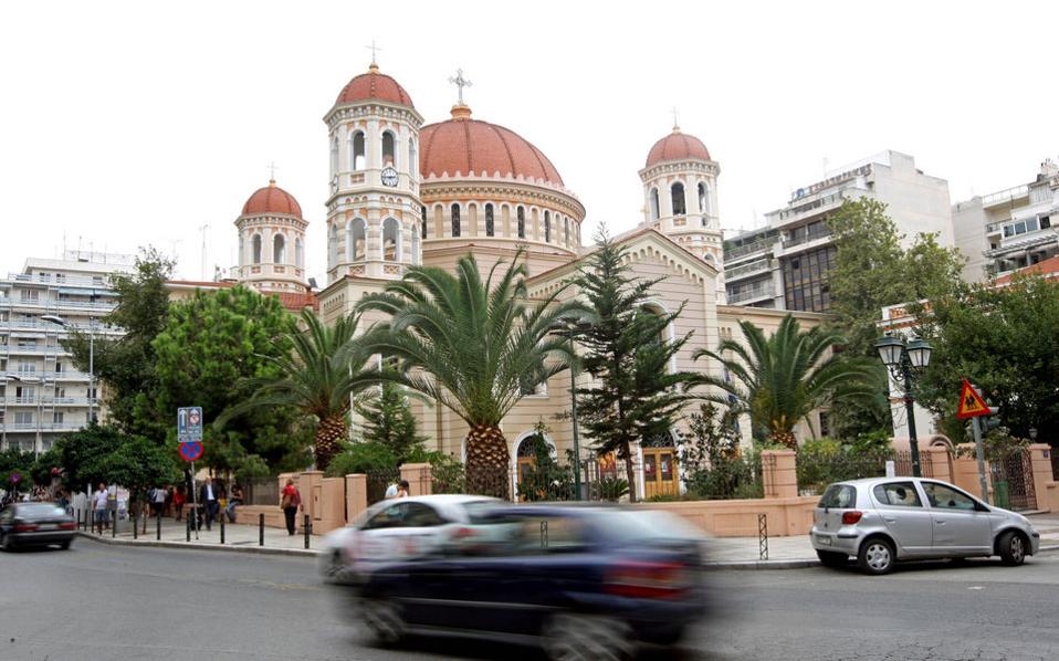 Thessaloniki cathedral protesters cleared of οffensive behavior