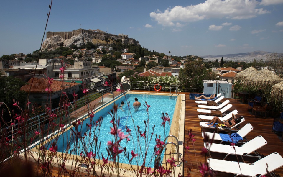 Average price of double room in Greece higher than rivals