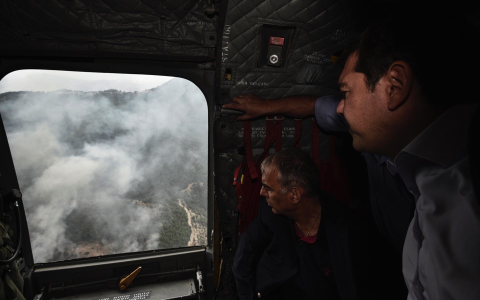 Thasos fire still raging; five firemen injured