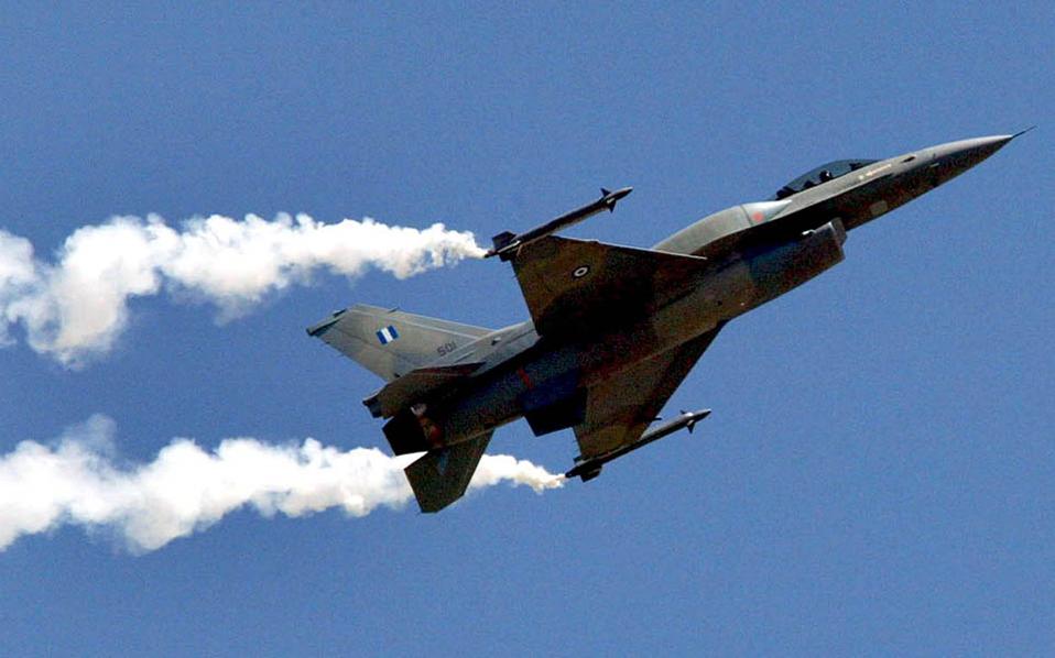 Turkish jets continue to violate Greek air space