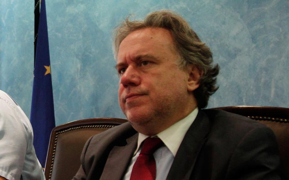 Katrougalos to meet Moscovici in Brussels