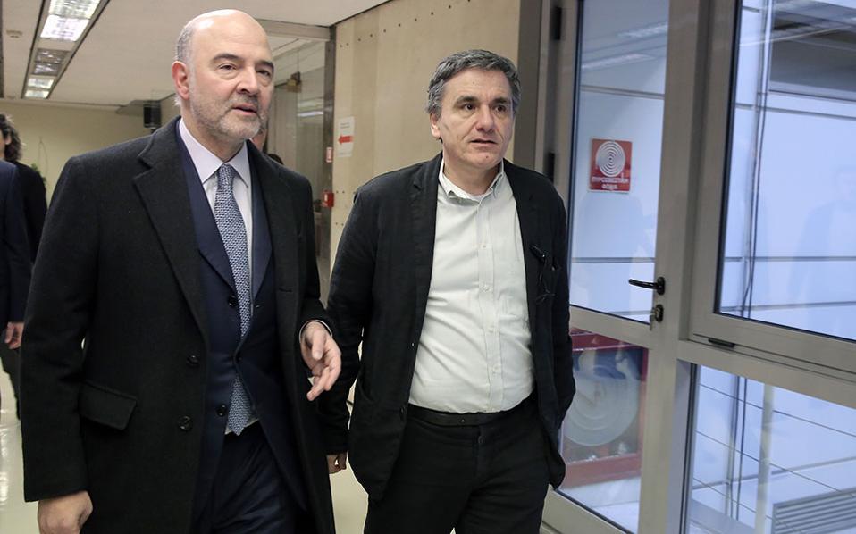 Moscovici: Greek bailout review talks converging, more steps needed