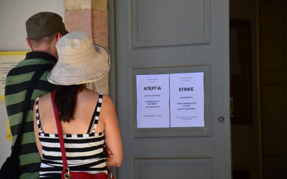 Strike closes Acropolis, ancient sites in Greece