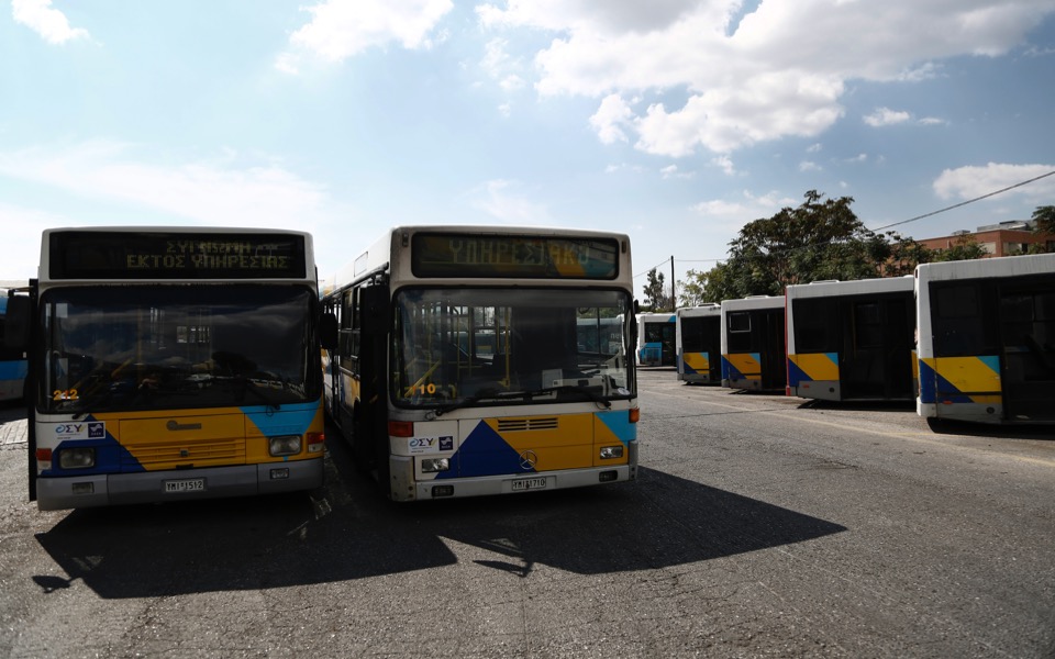 Report paints bleak picture for Athens public transport