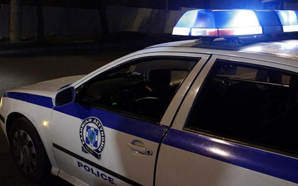 Athens police seek Exarchia supermarket robbers
