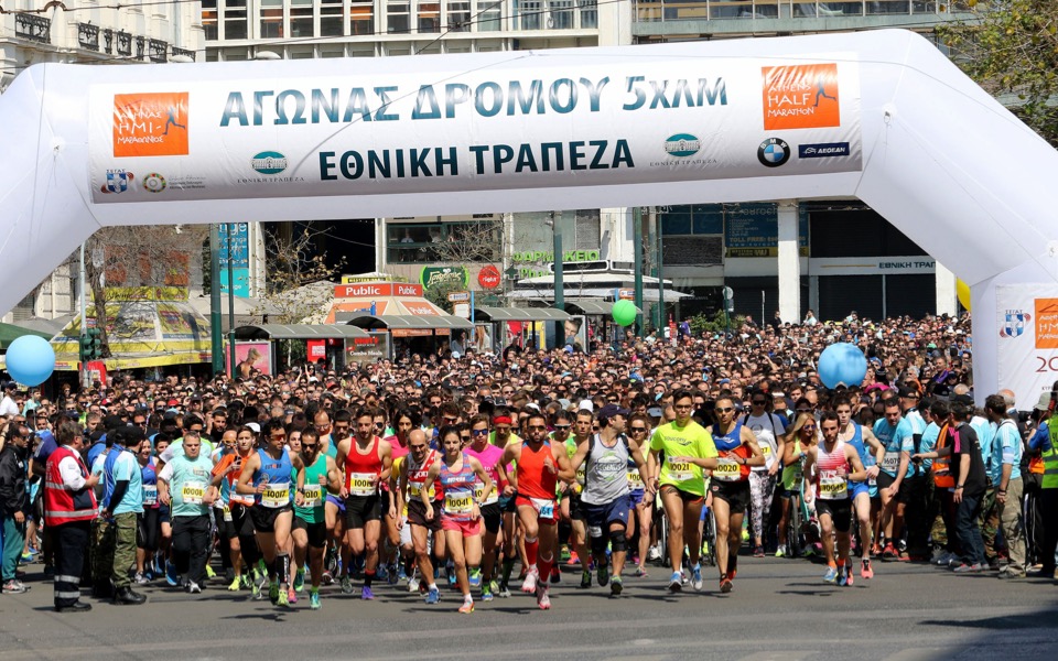 Traffic restrictions in Athens on Sunday for half-marathon