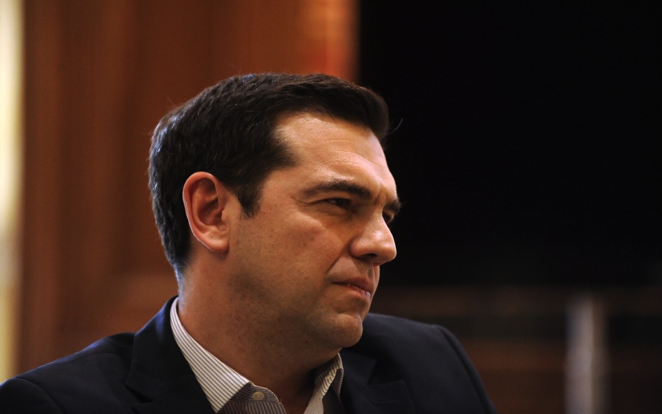 Greek gov’t torn between making concessions for deal with creditors and letting talks drag