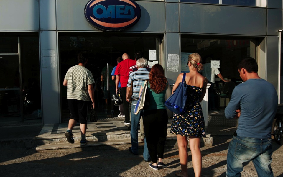 Greek women hit hardest by unemployment