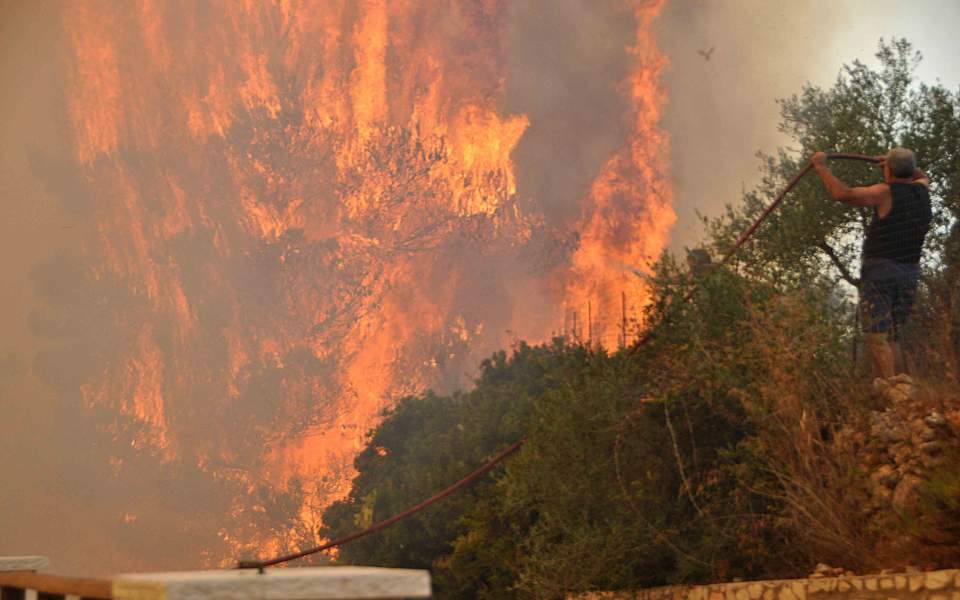 Fire burns on Zakynthos for third day