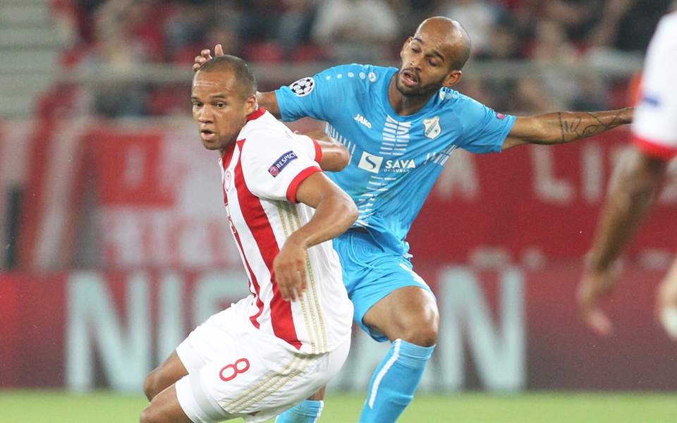 Olympiakos beats Rijeka 2-1, closes in on Champions League Group Stage