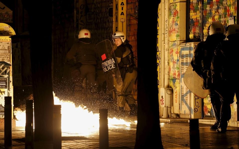 One arrested after riot police attacked in Exarchia
