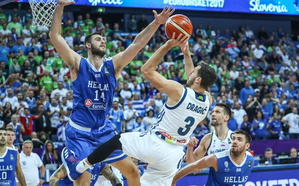 Hoopsters risk crashing out after Slovenia defeat