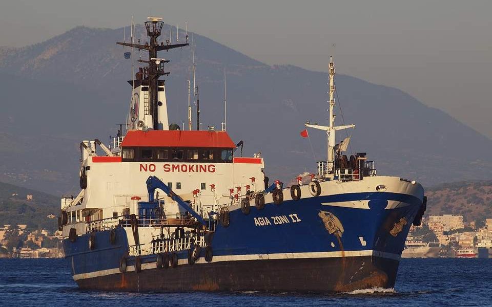 Small tanker goes down in Saronic Gulf carrying fuel