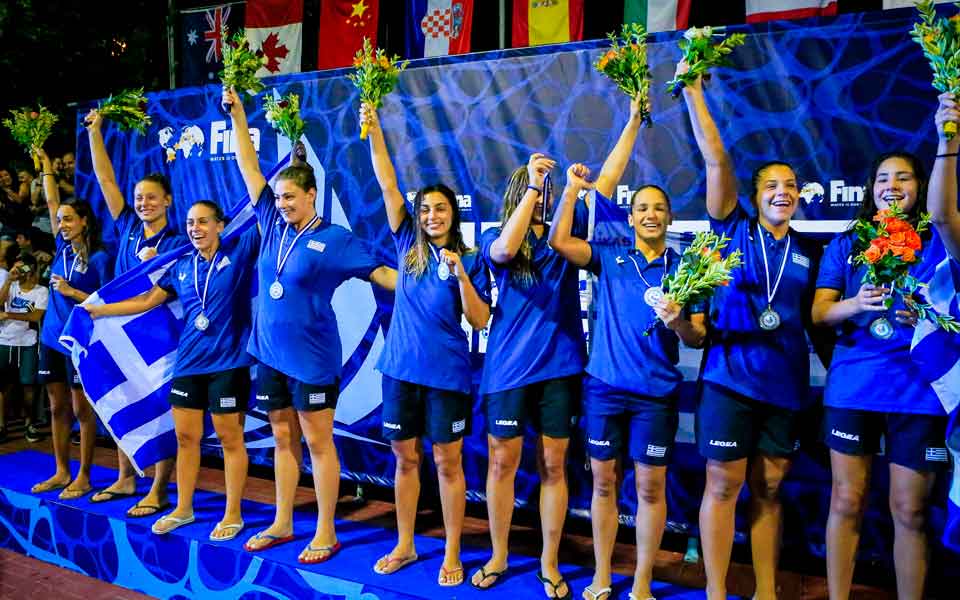 Sports Digest: Greek girls finish second at water polo’s junior worlds