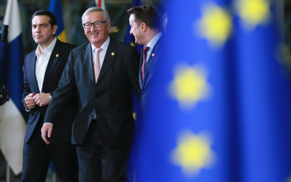 EU leaders pledge asylum, border support to Greece