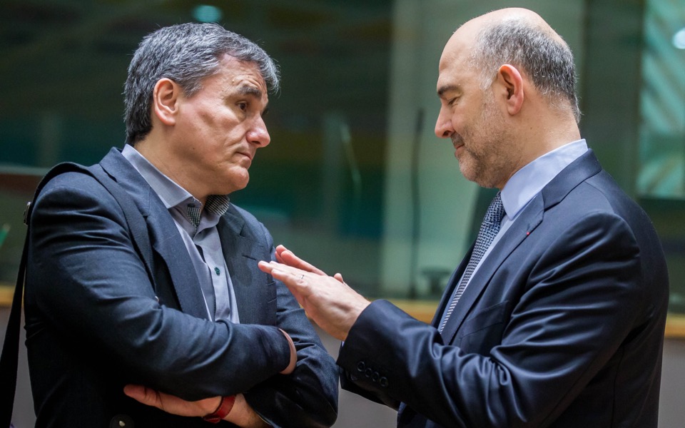 Greek FinMin heads to Brussels in hope of deal at Eurogroup