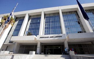 Top Greek prosecutor seeks retrial for ex-statistics chief