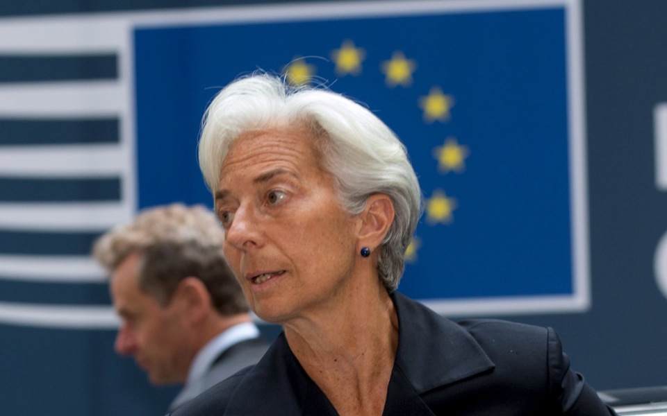 IMF welcomes Greek debt deal but has reservations on long-term