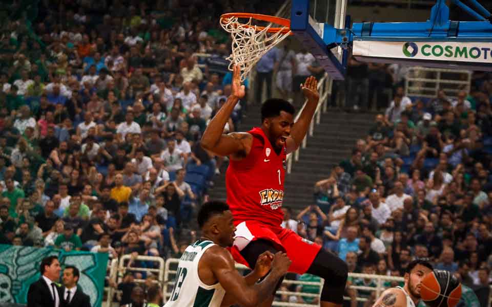 Reds triumph away in Game 1 of the Basket League finals