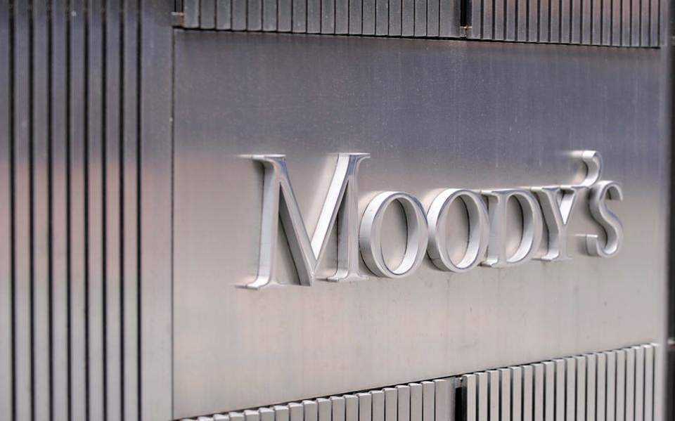 Debt deal a credit positive for Greece, Moody’s says