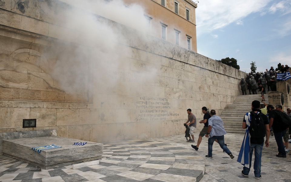 Greek police fire tear gas at protesters over FYROM name deal