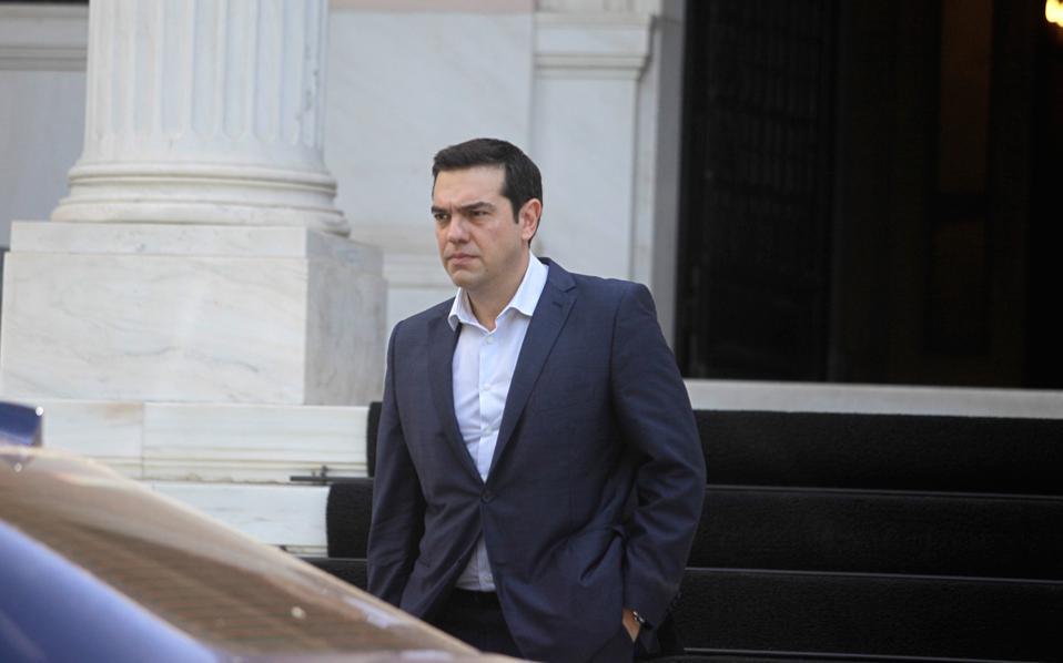 Tsipras on three-day visit to UK