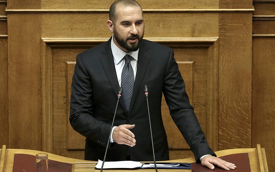 Tzanakopoulos: gov’t will call vote of confidence if coalition partner opposes Macedonia deal