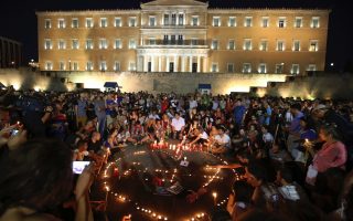 vigil-held-in-athens-for-wildfire-victims