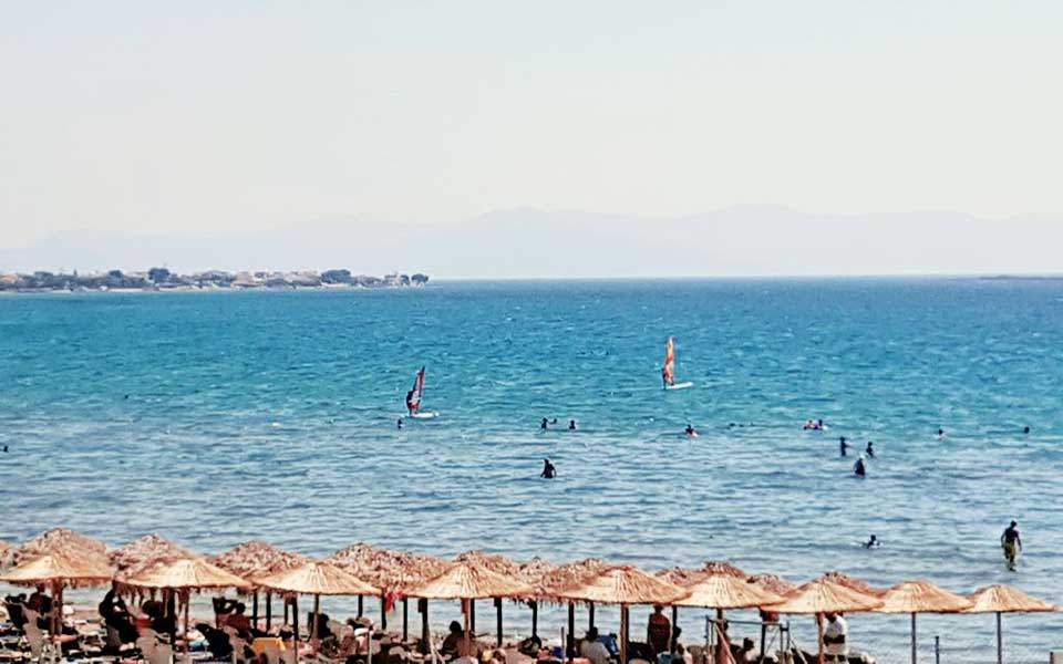 Dozens of Attica beaches found unfit for swimming