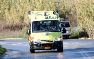 pregnant-woman-daughter-hospitalized-after-road-accident-in-thessaloniki
