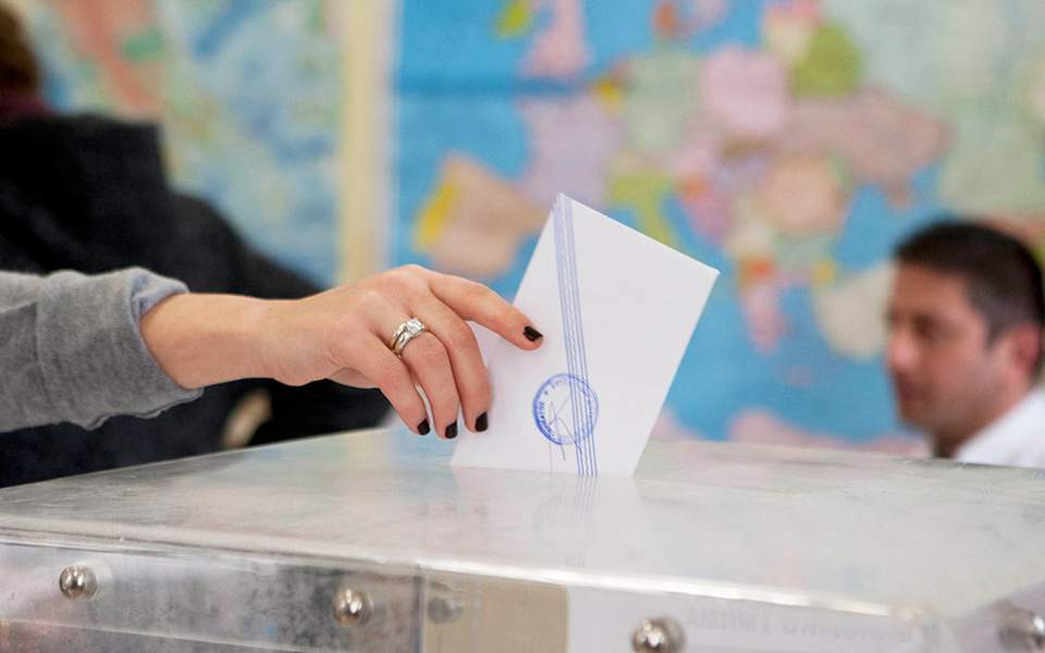 Voting by mail is by far the best solution for Greeks abroad