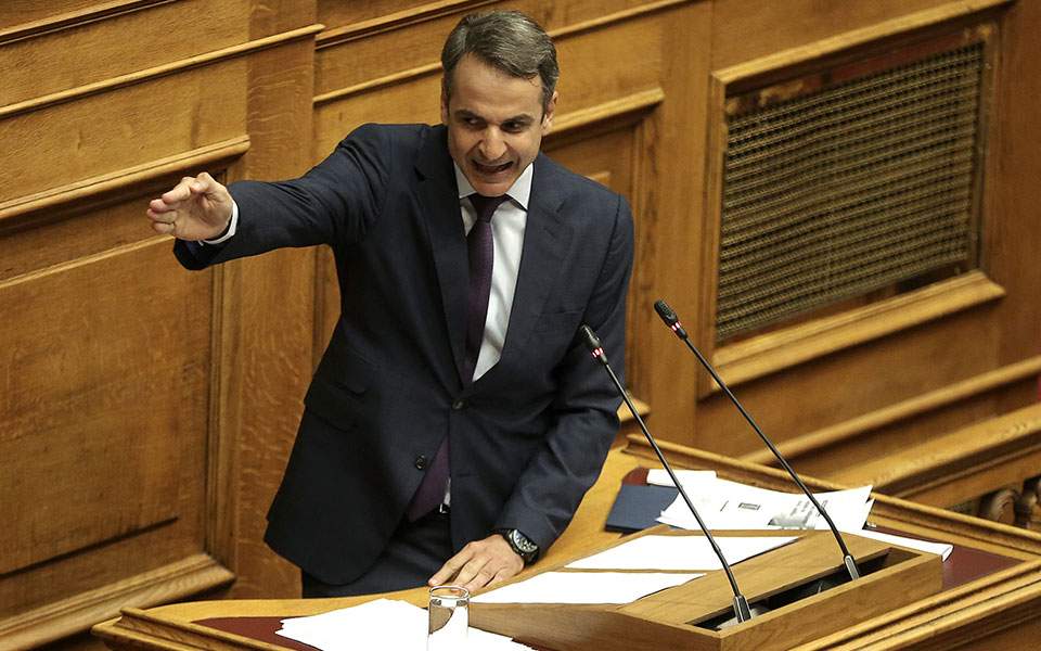 Mitsotakis: Government has cost Greece 34 billion euros per year in power
