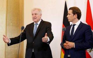 migrants-to-be-returned-to-greece-italy-from-german-austrian-border-seehofer-says