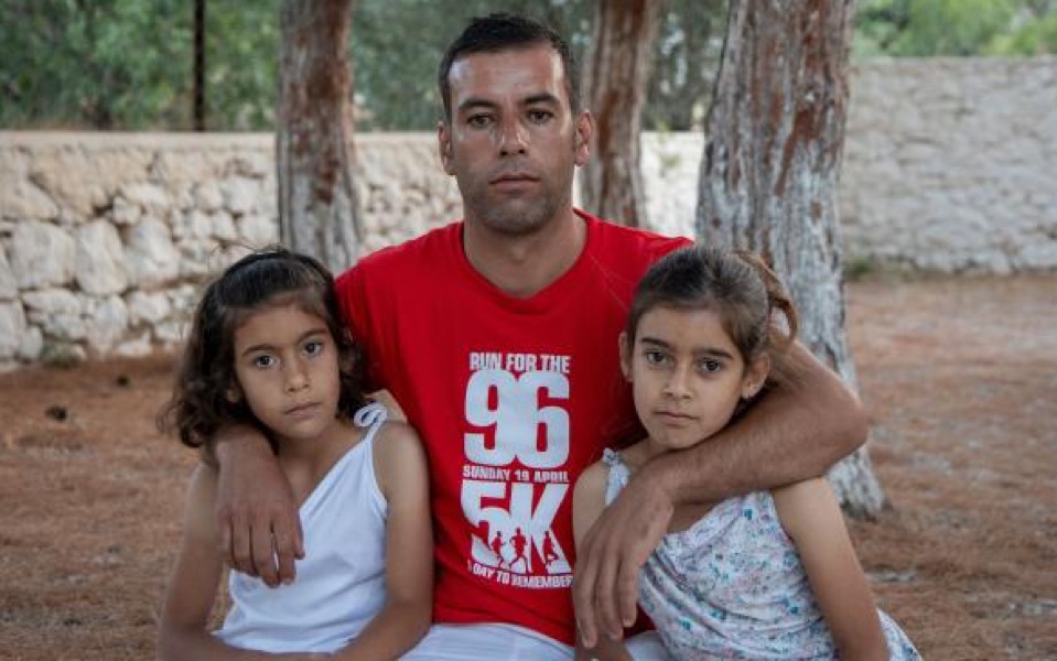 Syrian refugees find safe haven but no secure future on Greek island