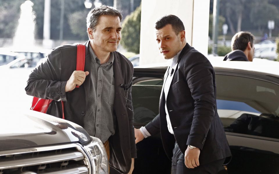 Greek bond issue back on the rumor mill