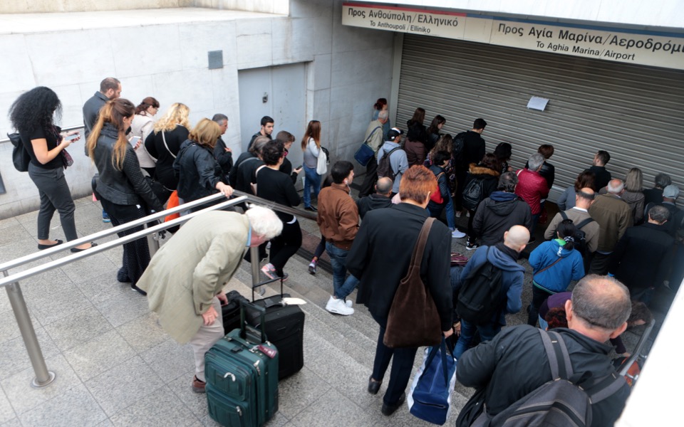 Workers’ walkout halts Athens metro services