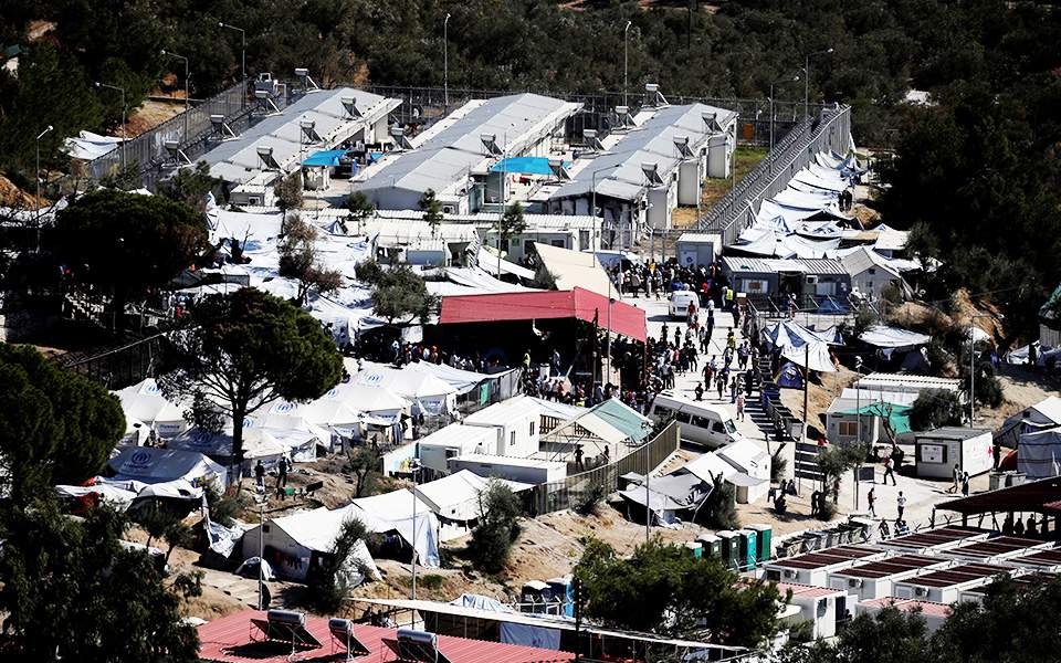 Moria police to take blood tests over tuberculosis fears
