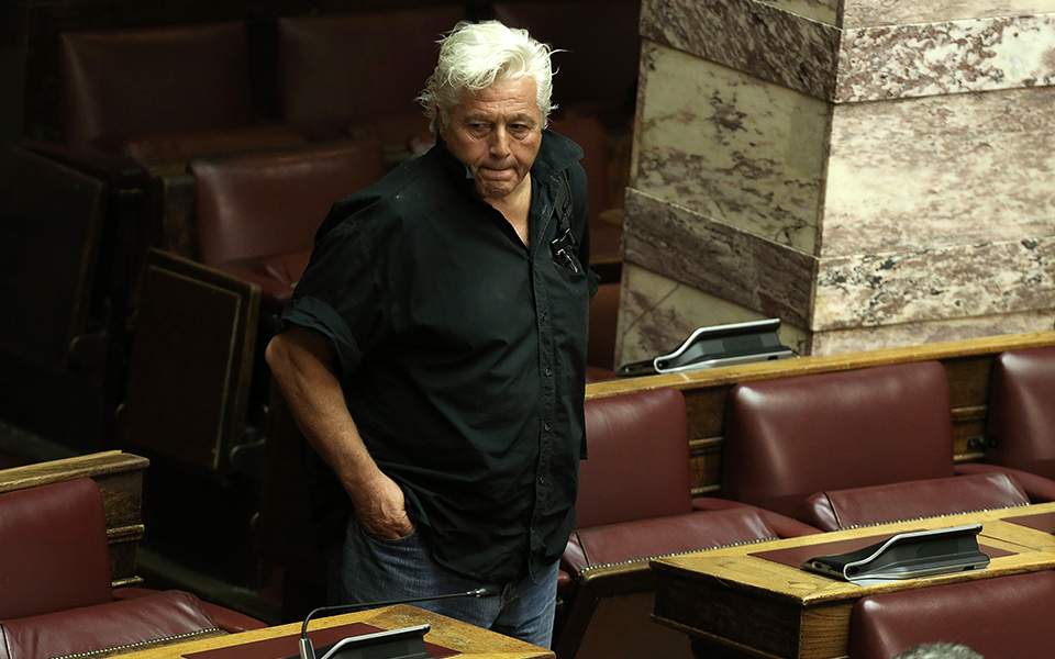 ANEL MP says will vote against party line on FYROM deal