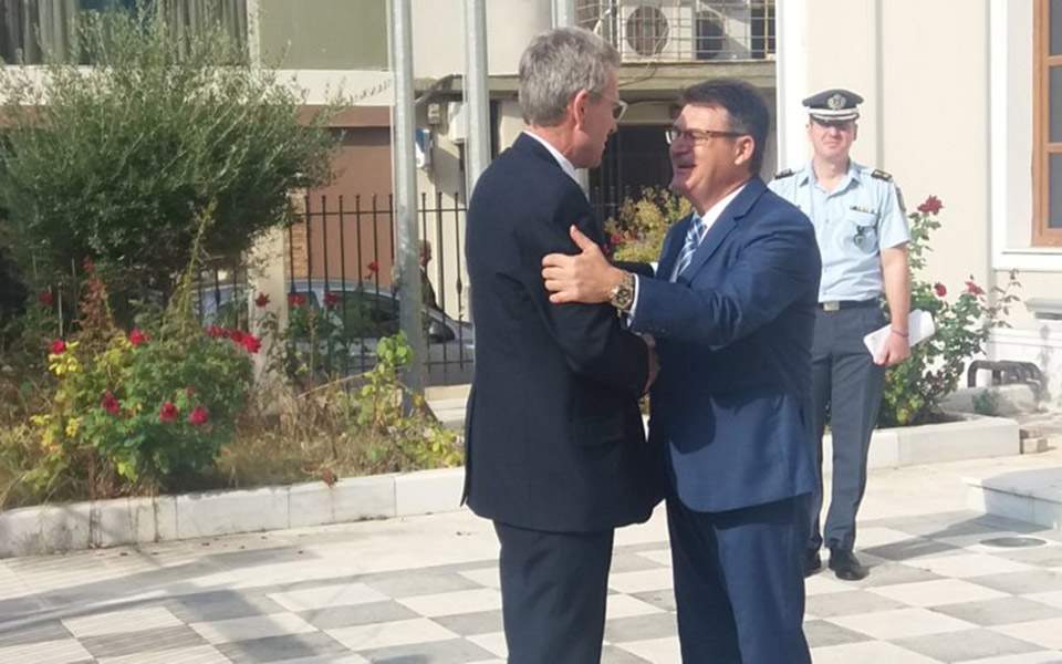 US ambassador visits Alexandroupoli, holds talks on energy security