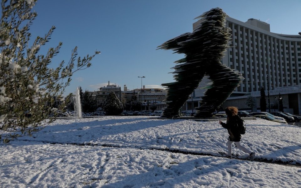 Cold snap brings snow to central Athens