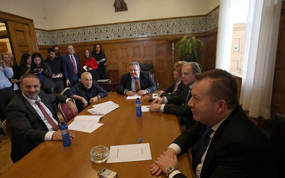 Kammenos backs down from threat to quit coalition