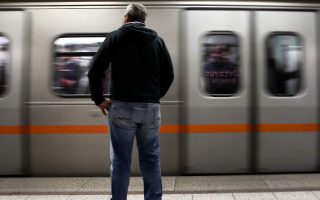 Syntagma metro station to close ahead of Prespes deal rally