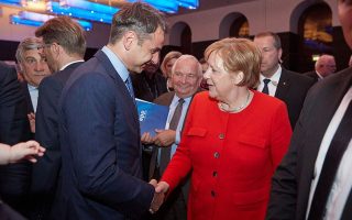 Mitsotakis to meet Merkel on Friday