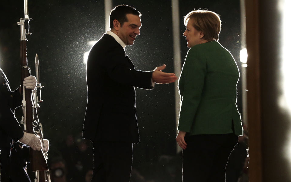 Tsipras, Merkel meet in Athens