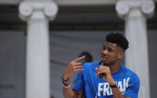 Giannis Antetokounmpo to play for Greece at World Cup