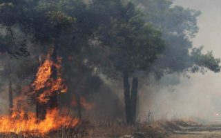 Large fire burning in western Peloponnese